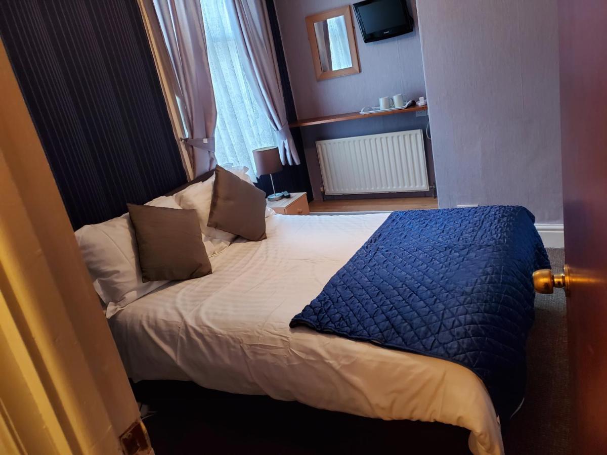 The Cumbrian Hotel Blackpool Ngoại thất bức ảnh