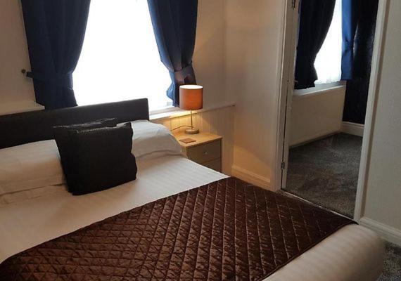 The Cumbrian Hotel Blackpool Ngoại thất bức ảnh