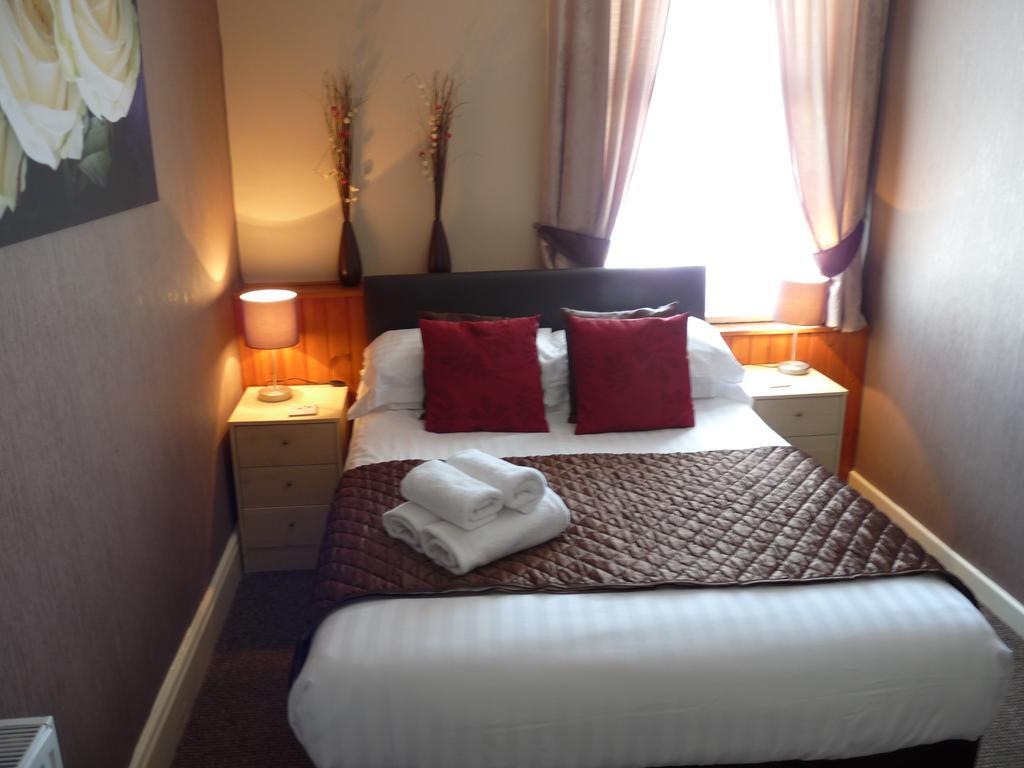 The Cumbrian Hotel Blackpool Ngoại thất bức ảnh