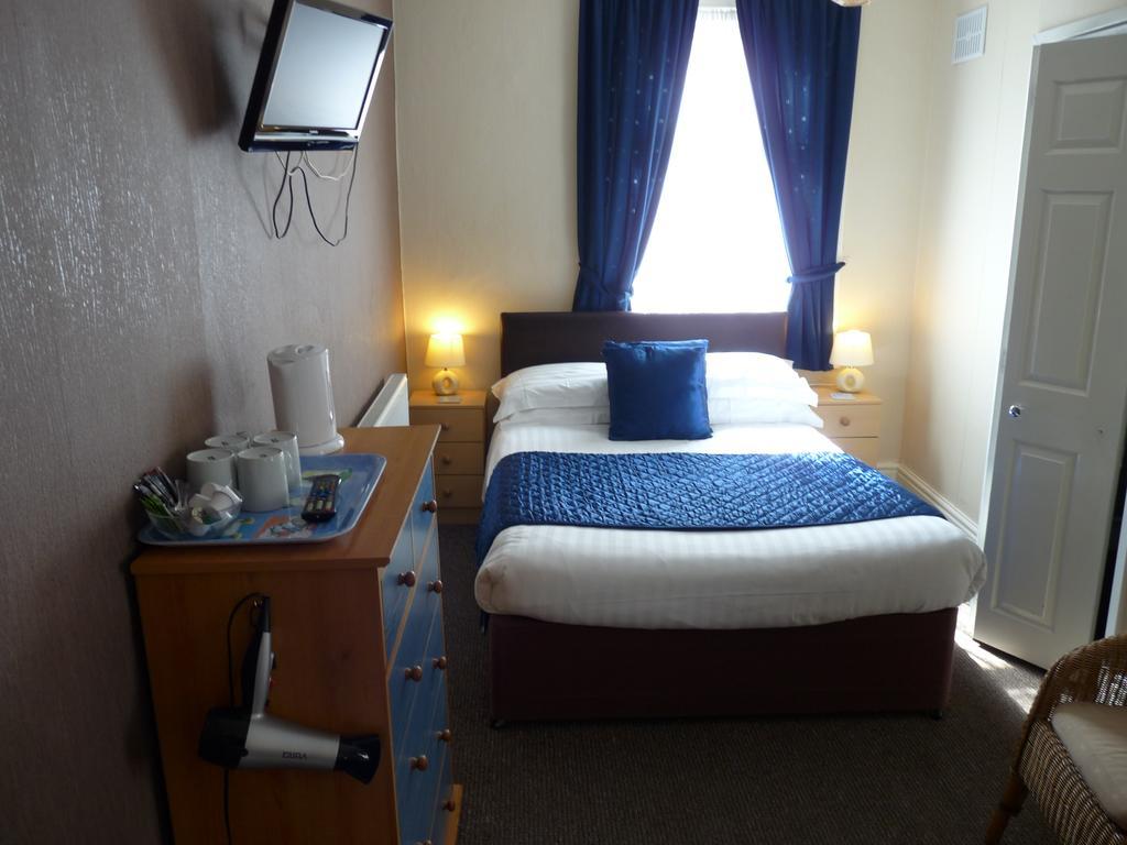 The Cumbrian Hotel Blackpool Ngoại thất bức ảnh